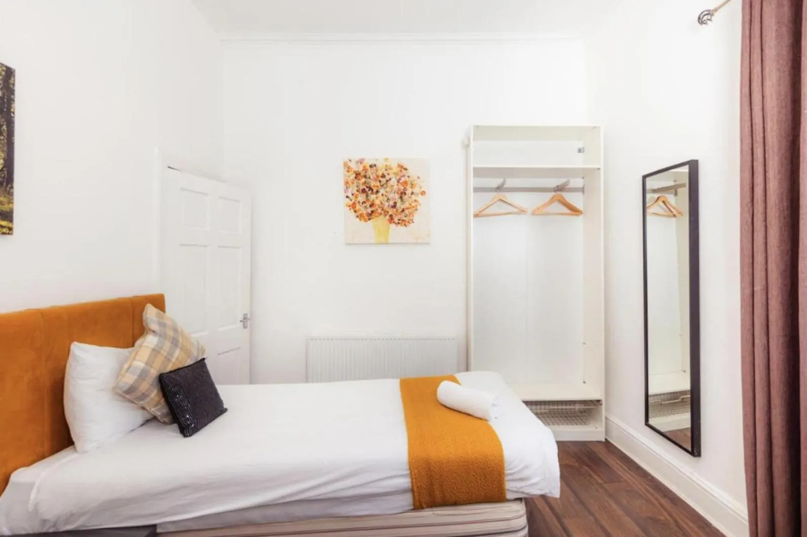 Warm & Welcoming Apartment Close To Meadows! City Centre 10 Edinburgh